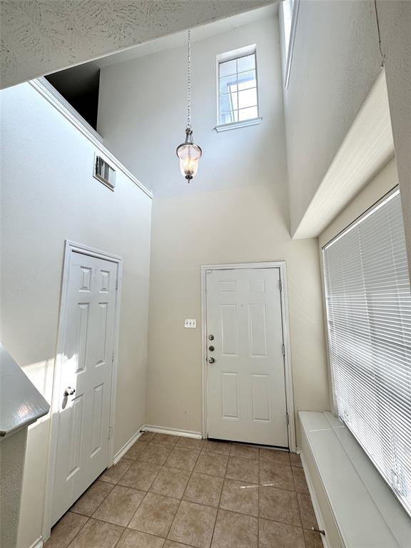 Foto del edificio - 6119 Shelbourne Park Ln