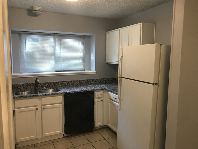 Foto del edificio - 11107 Forest Crown