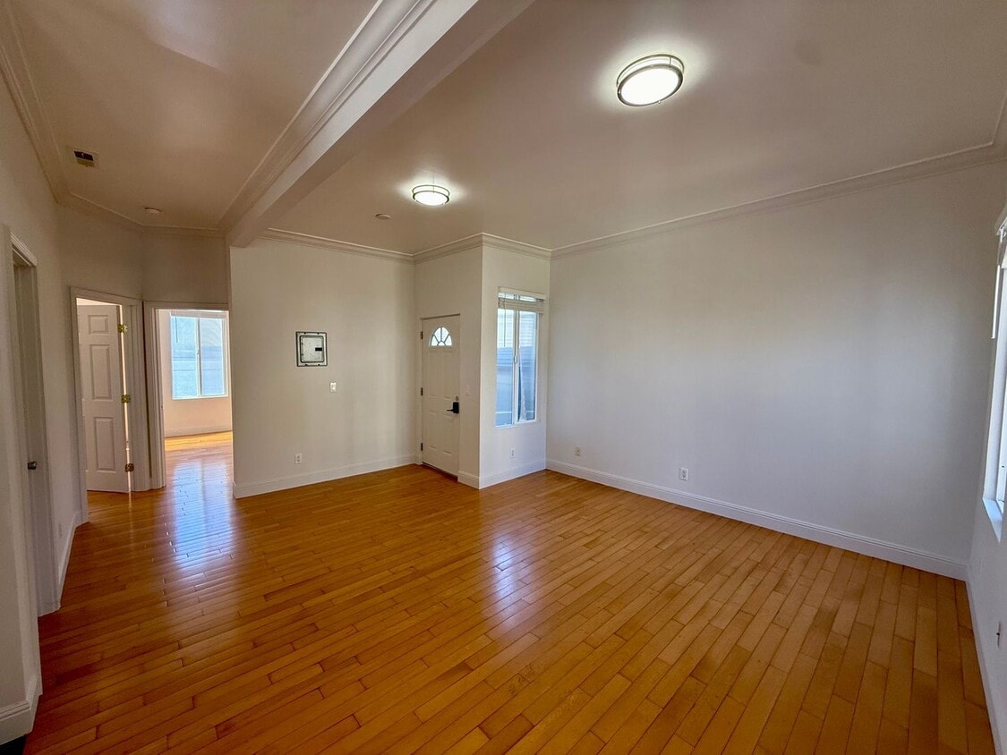 Photo - 2068 McAllister Street-2068