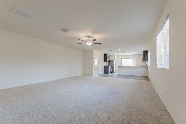 Building Photo - 12549 W Red Orchid St