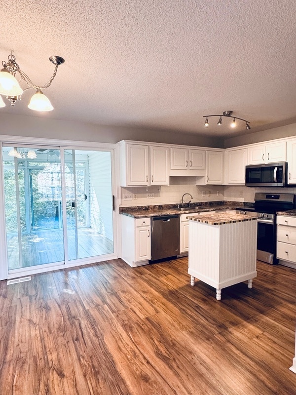 Foto del edificio - 821 Wallridge Dr