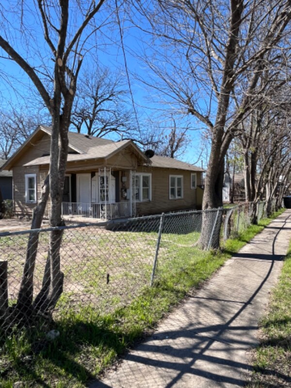 Foto del edificio - 803 Piedmont Ave