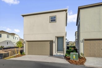 Building Photo - 10129 SODDY Aly