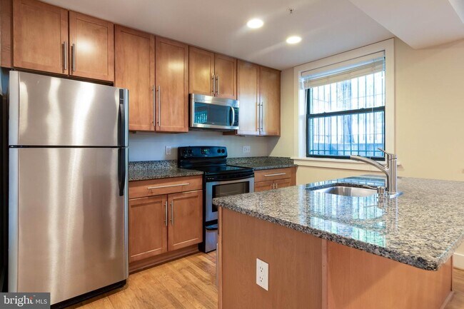 Foto del edificio - 1300 K St SE
