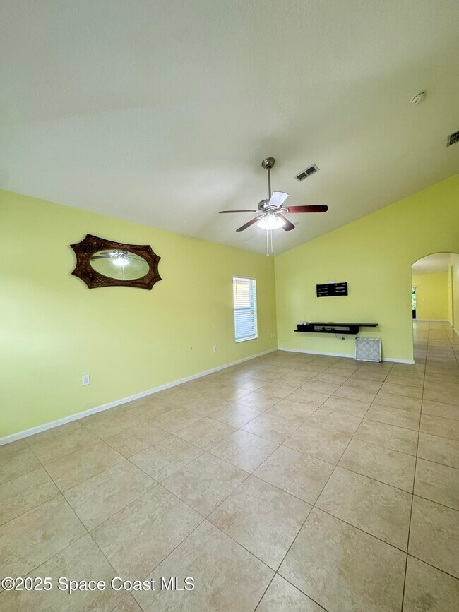 Building Photo - 3740 Aria Dr