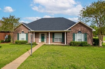 Building Photo - 6949 Heathermoore Loop