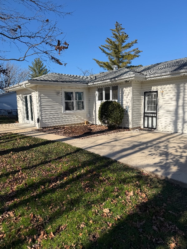 Foto del edificio - 61 Forest Hills Dr