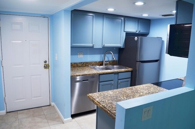 Photo - 1750 N Congress Ave Apartment