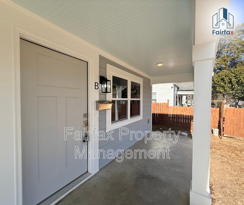 Photo - 703 N Guthrie Ave