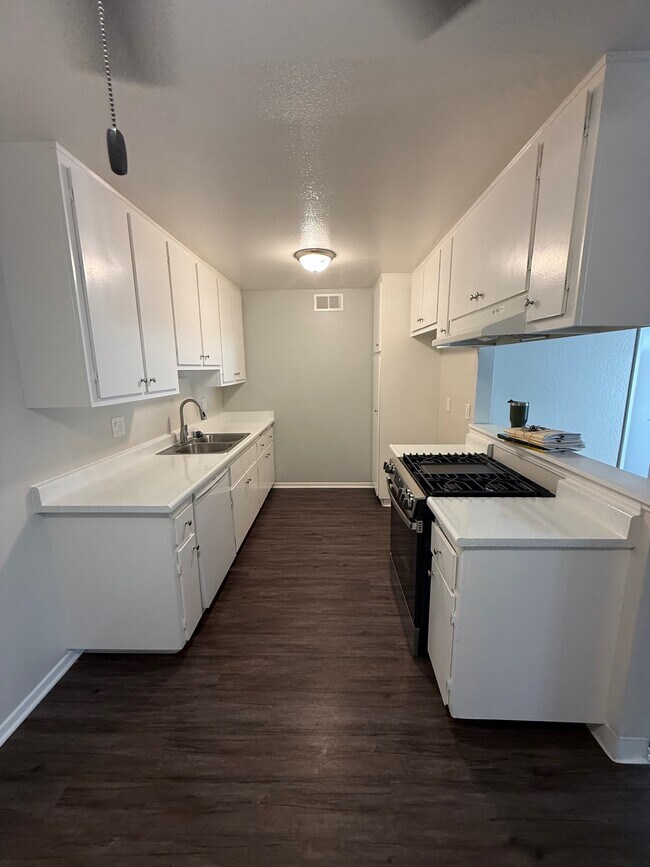 Cocina de 1 dormitorio - Richelieu Apartments