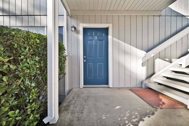 Building Photo - 1091 Del Sol Pl