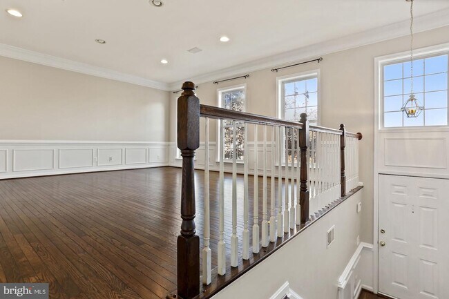 Building Photo - 4050 Timber Oak Trl
