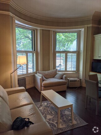 Building Photo - 259 Marlborough St