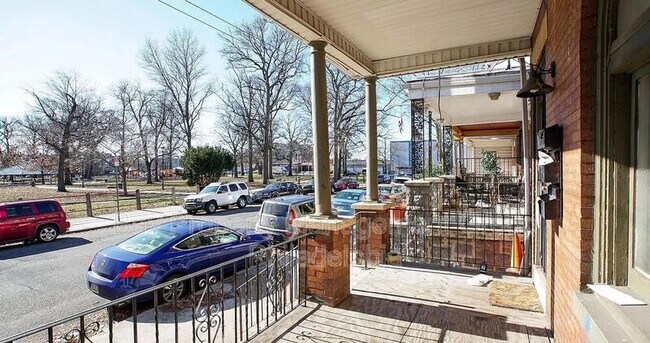 Foto del edificio - 5117 Pine St