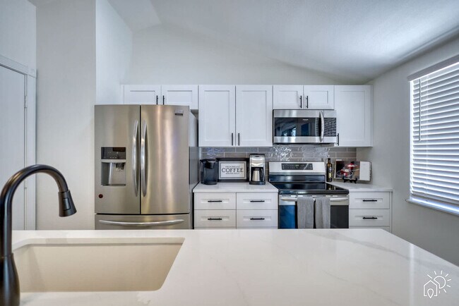 Foto del edificio - 6709 35th Ave W