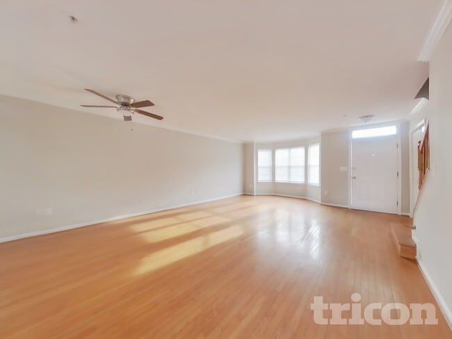 Building Photo - 11012 Mary Digges Pl