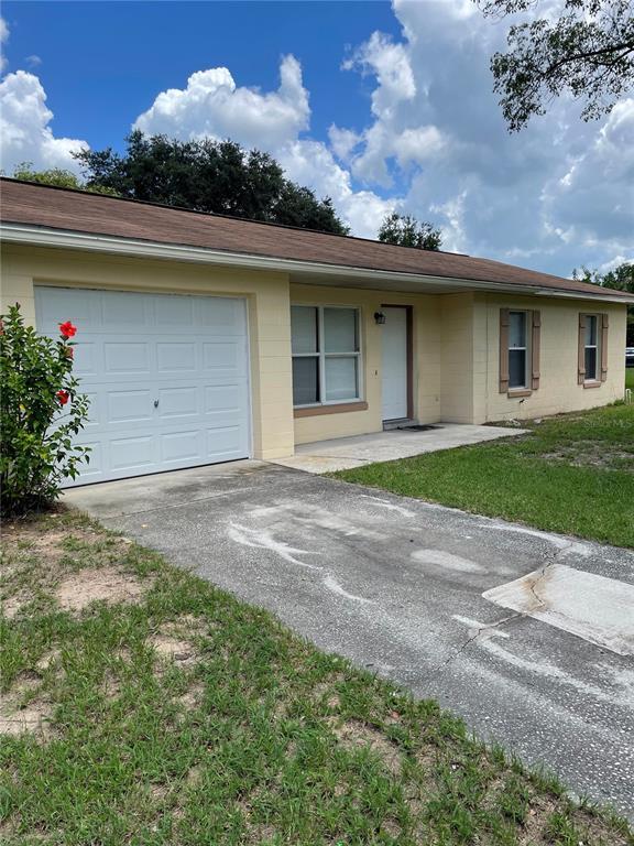 Building Photo - 2727 S Dellwood Dr