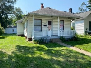 Building Photo - 321 N Wenger Ave Building Photo - 321 N Wenger Ave