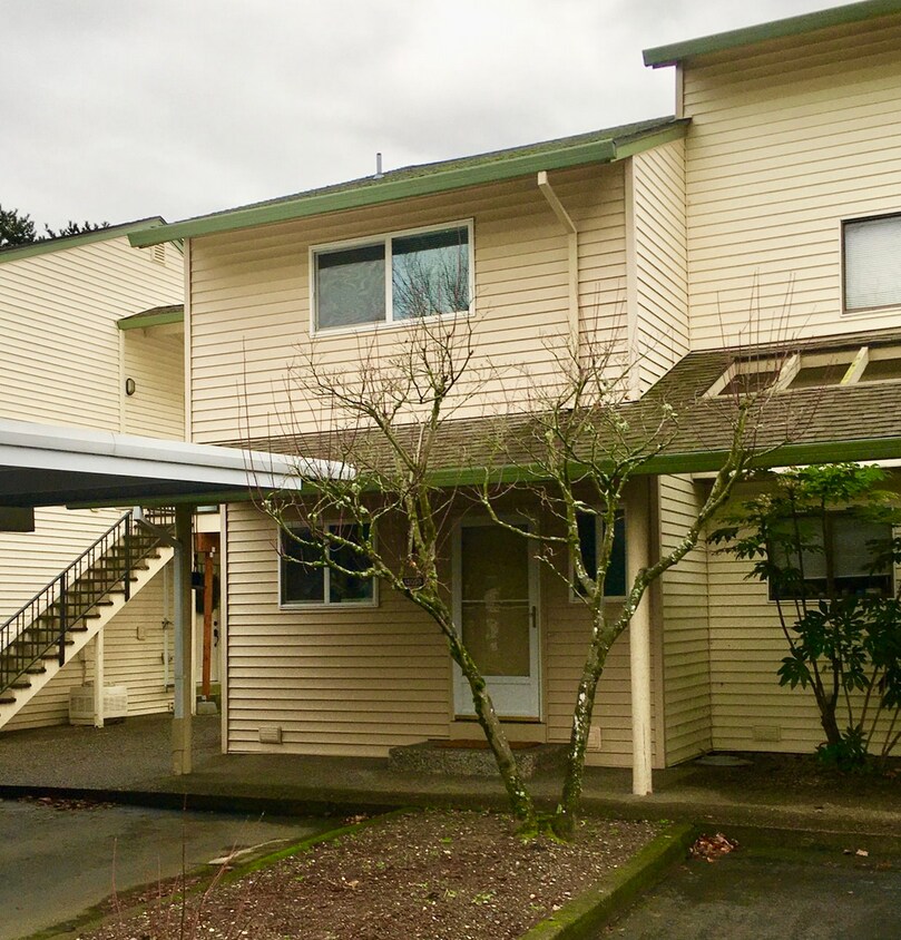 Primary Photo - 12058 N Jantzen Beach Ave