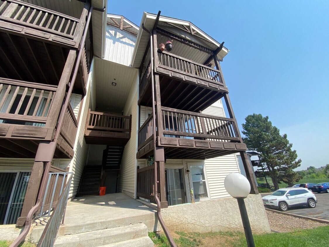Foto principal - Spacious Updated Condo