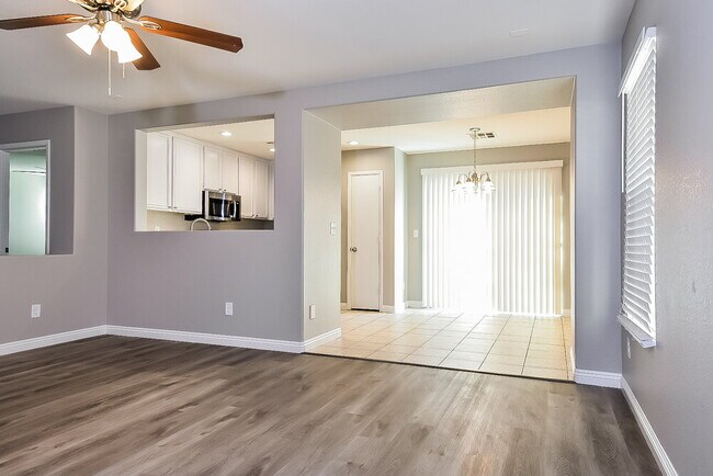 Building Photo - 4913 Shady Rim Ct