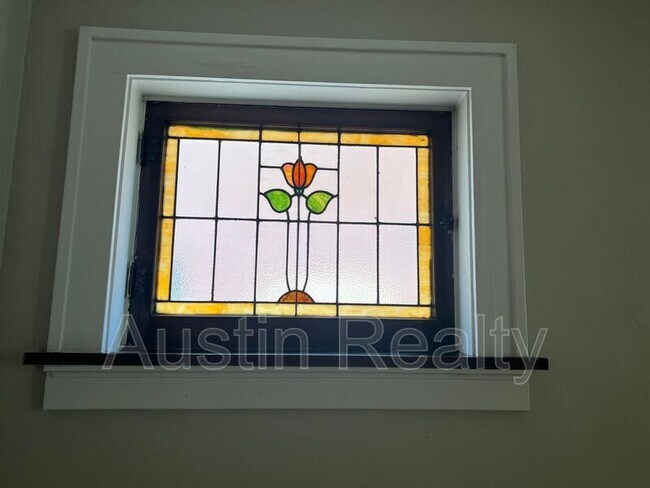 Foto del edificio - 5009 Mardel Ave