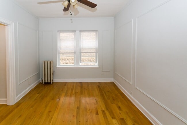 Foto del edificio - 2832 N Burling St