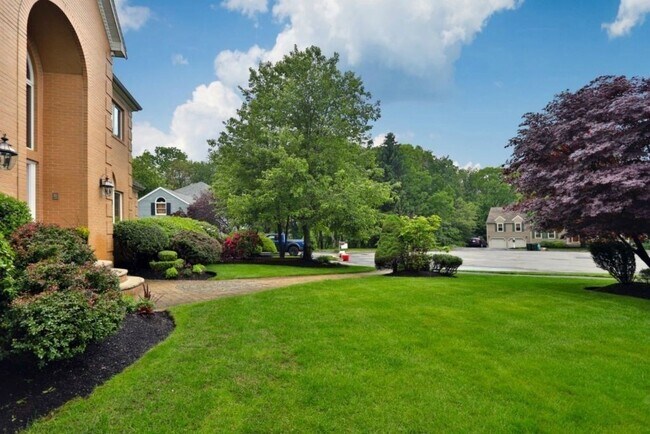 Foto del edificio - 188 Sanborn Ln