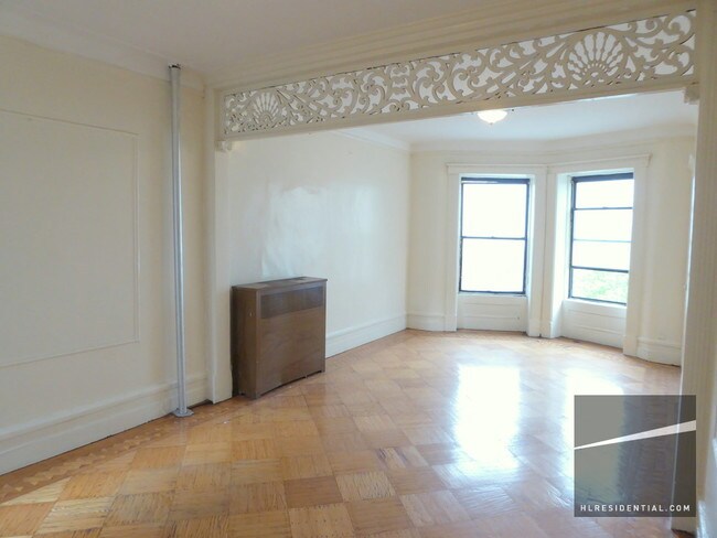 Building Photo - 1512 Bedford Ave