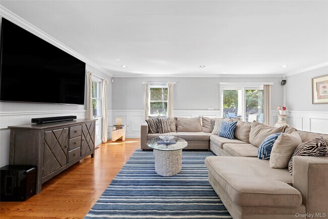 Building Photo - 190A Wakeman Rd