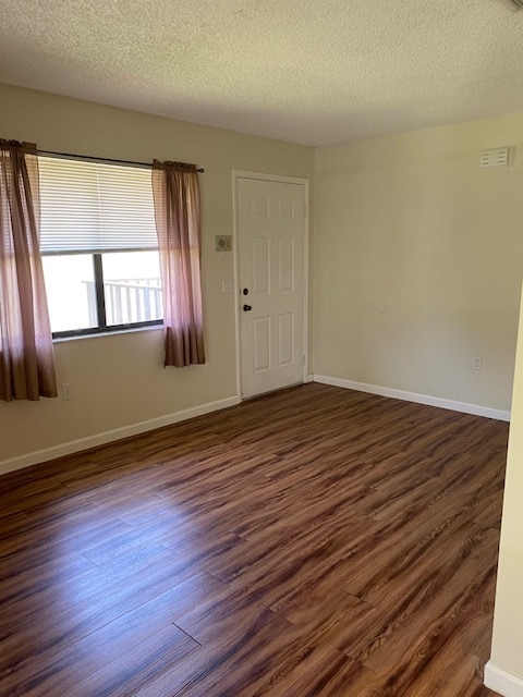 Foto principal - 3001 58th Ave S