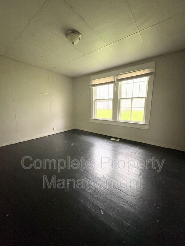 Foto del edificio - 4029 44th Ave N