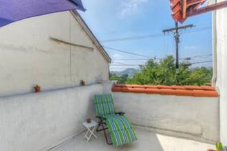Building Photo - 2406 Hidalgo Ave