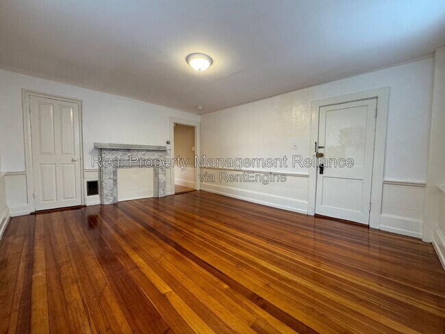 Foto del edificio - 16 Franklin Pl