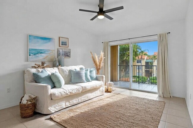 Foto del edificio - 135 Yacht Club Way