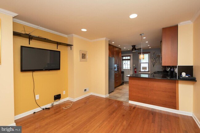 Building Photo - 3859 Melon St