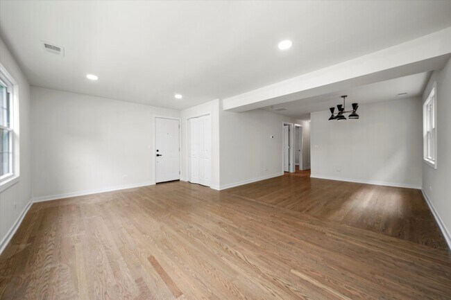 Foto del edificio - 5129 W Carmen Ave