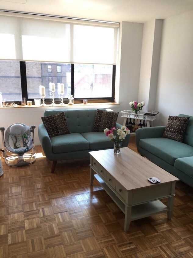 Foto principal - 159 E 30th St
