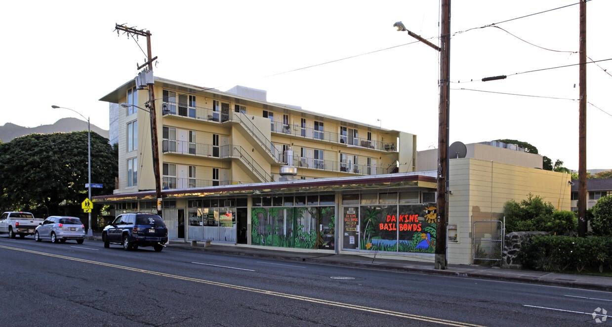 Building Photo - 1381 Queen Emma St