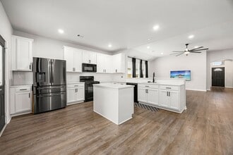 Building Photo - 11323 Cora Ln Building Photo - 11323 Cora Ln