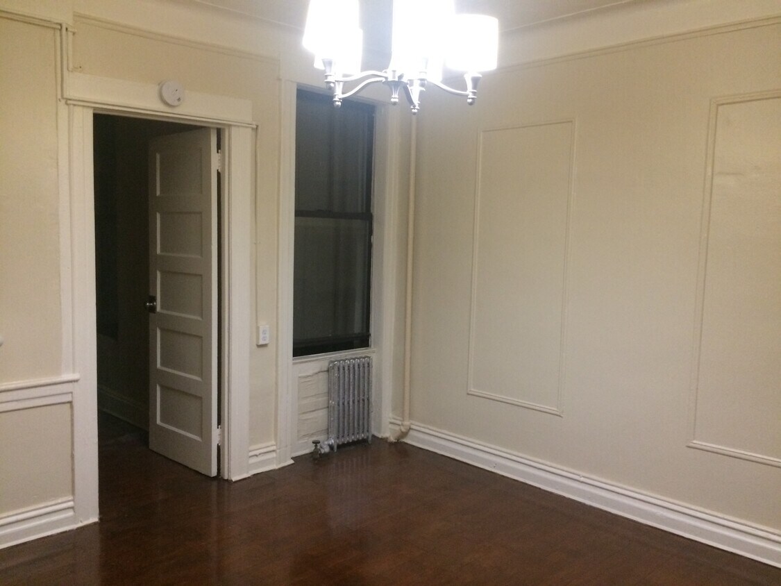 Primary Photo - 3243 48th St
