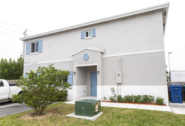 Foto del edificio - 1205 NW 3rd Ln