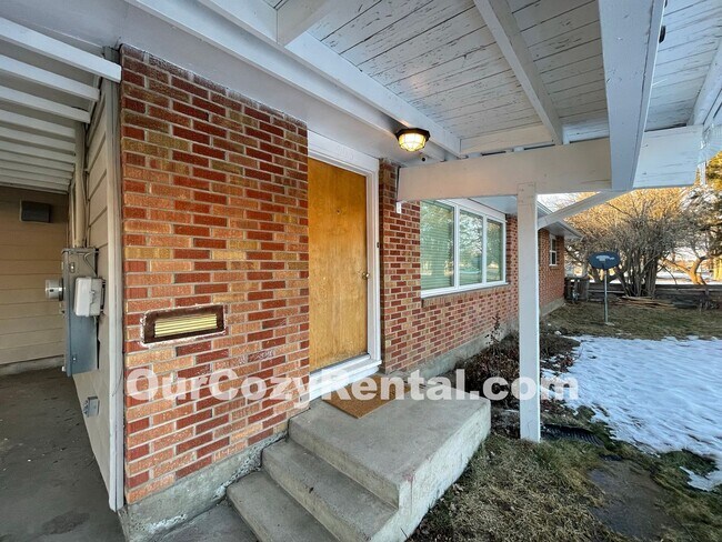 Foto del edificio - 3 Bedroom/2 Bath Single-Family House