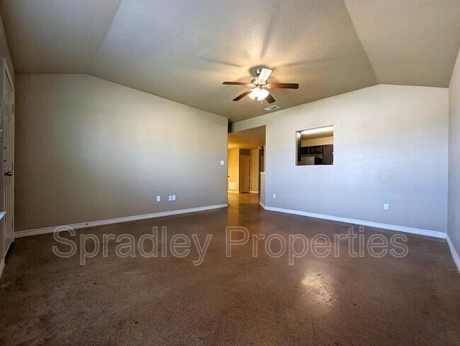 Foto del edificio - 1576 Chance Ct