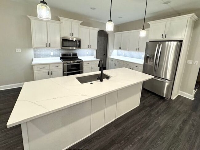 Foto del edificio - Now Leasing a Brand New 4-Bedroom 2.5 Bath Home with 2 offices! located off of Houston Levee and ...