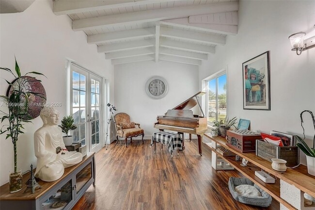 Photo - 14530 Garden Dr House