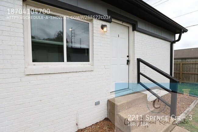 Foto del edificio - 2211 Spence Cir
