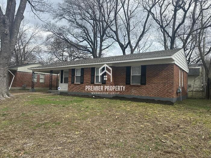 Primary Photo - 1770 Capri Rd