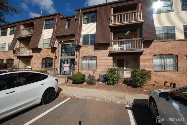 Foto del edificio - 202 Green Hollow Dr