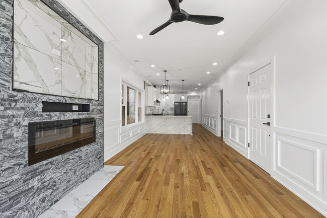 Foto del edificio - 3934 N Sawyer Ave